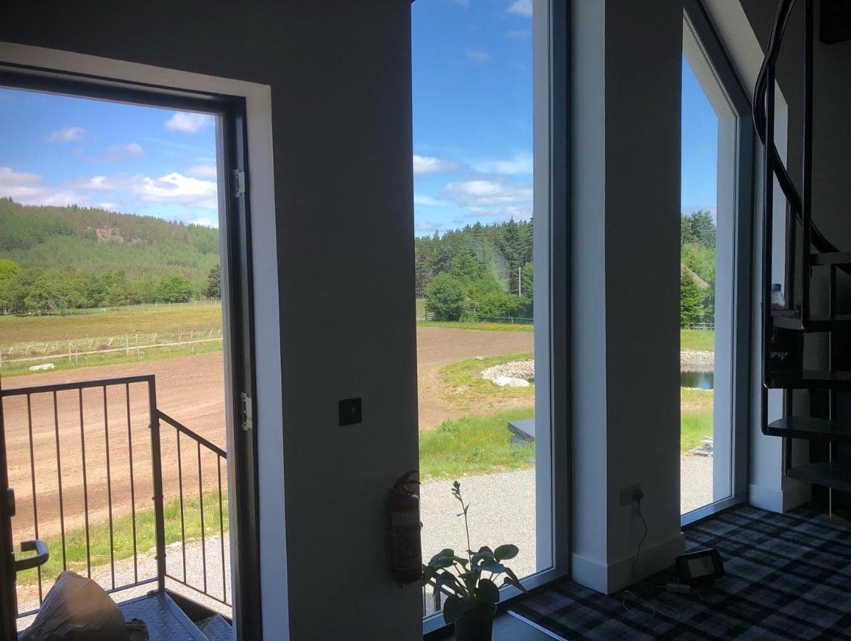 Rest At Last - Highland Apartment With Private Hot Tub Whitebridge  Extérieur photo