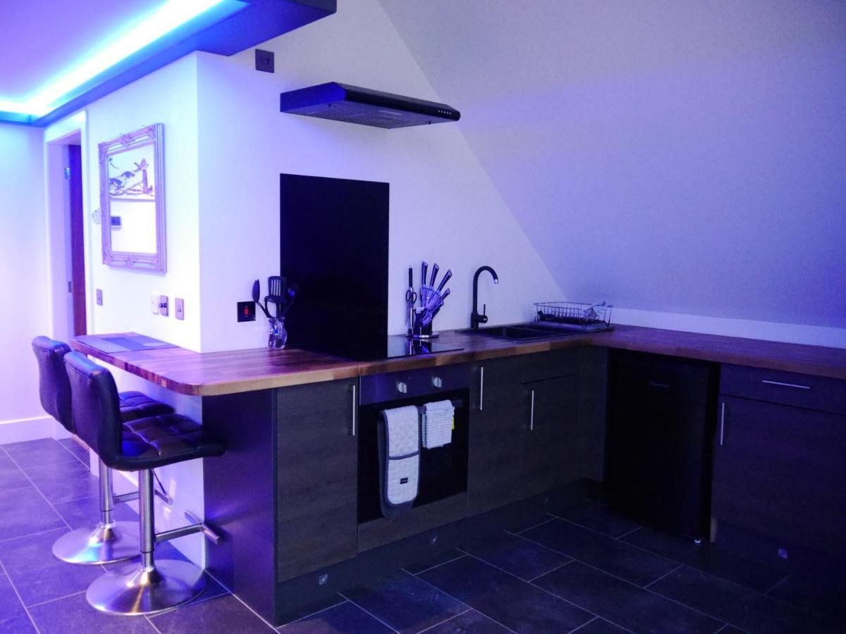 Rest At Last - Highland Apartment With Private Hot Tub Whitebridge  Extérieur photo